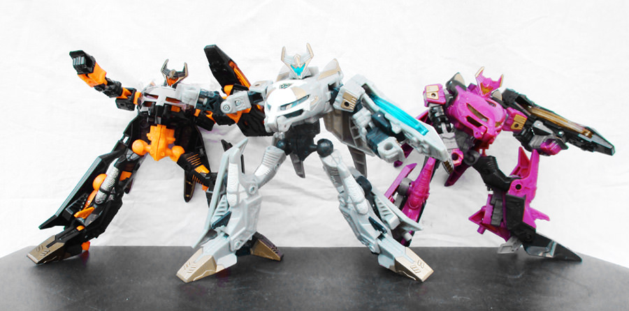 ノイズメイズ型TFロボットモード